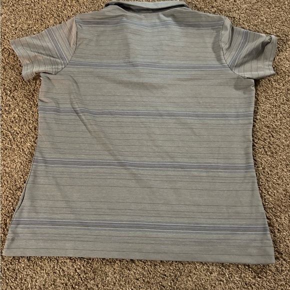 Nike Gray Striped Men's Short Sleeve Tee - Picture 2 of 3